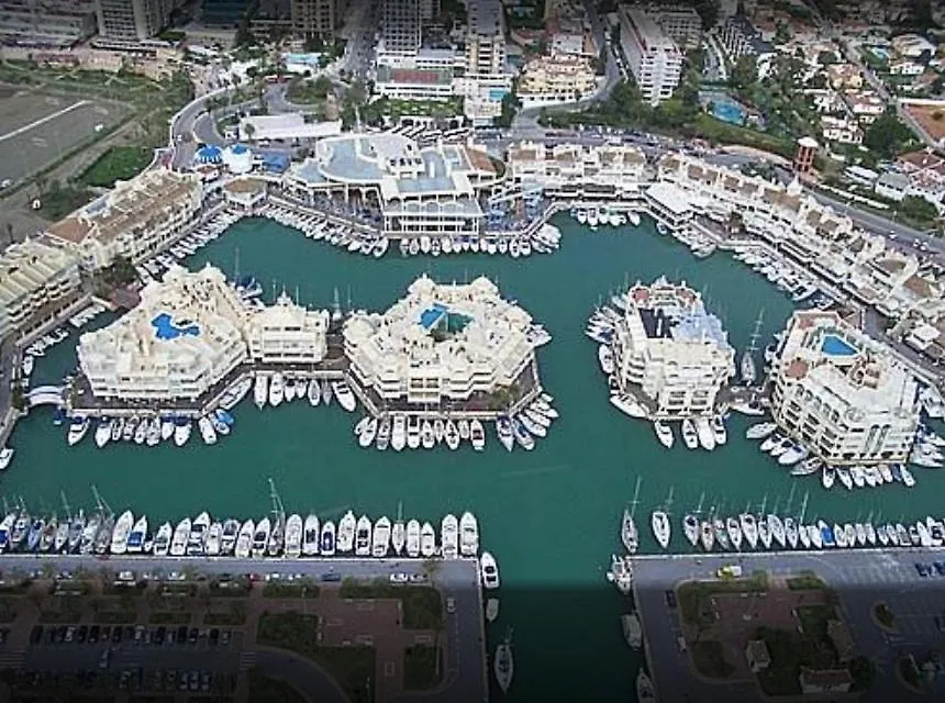 Apartment In Benalbeach 5 Pools Benalmadena 0*,